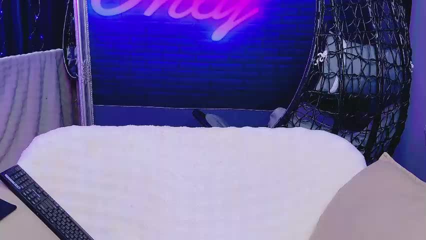 alessiacroft Приват Записи 2026-05-23