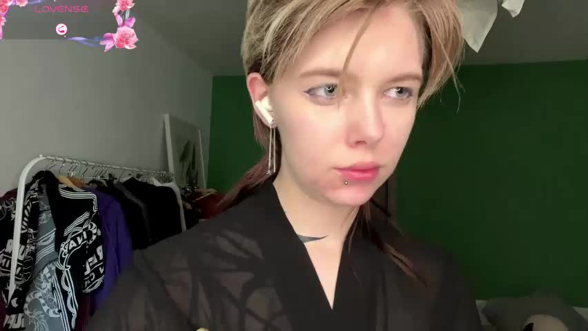 liliandaniels Приват Записи 2026-05-24