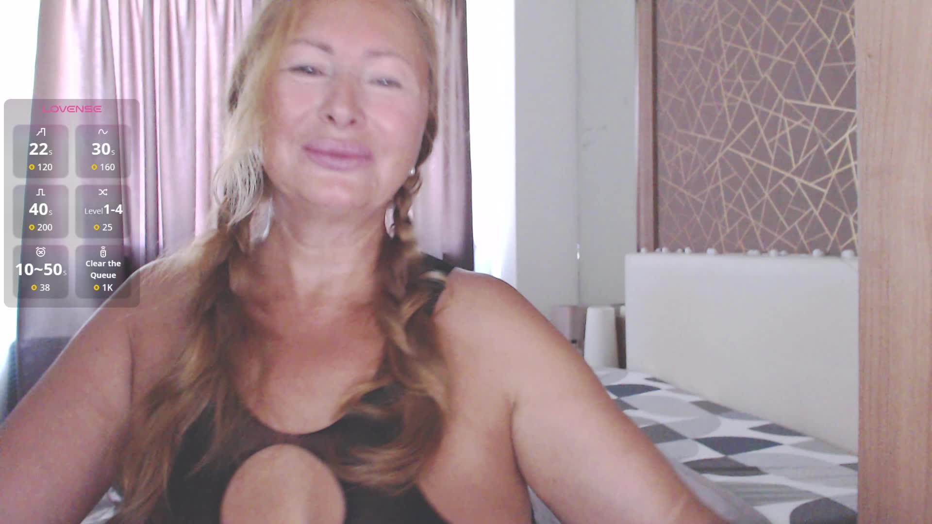 HelenLoyd Приват Записи 2026-05-24