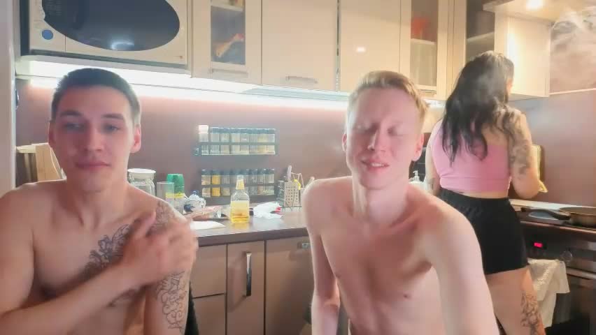 omg_pie Приват Записи 2026-05-26