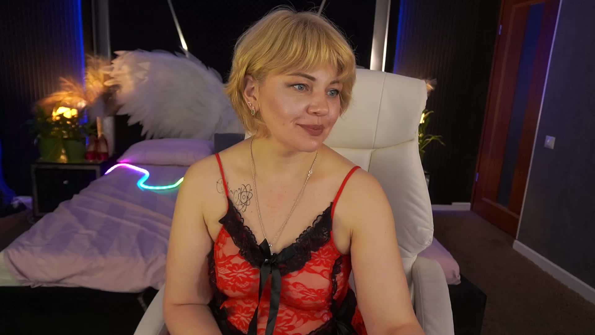 AmiraNight Приват Записи 2026-05-26