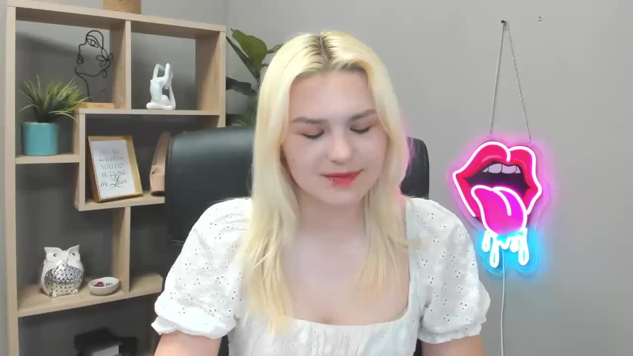 SweetLilyxo Приват Записи 2026-05-27