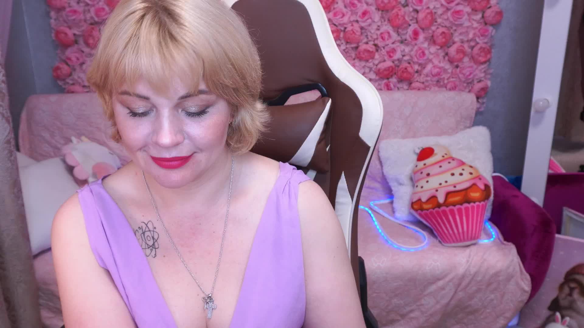 AmiraNight Приват Записи 2026-05-28