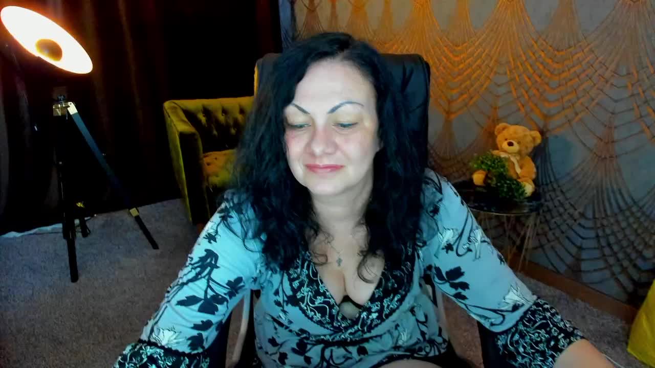 IrissMoon Приват Записи 2026-06-03