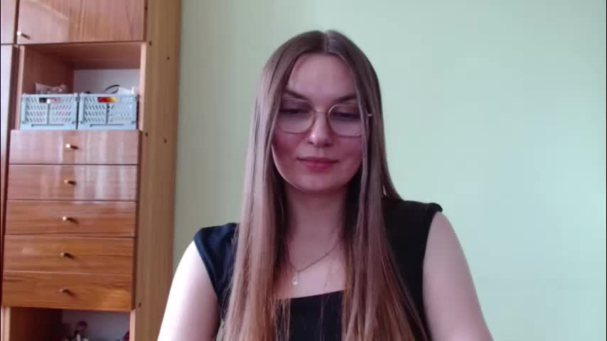 ellyxtasty Приват Записи 2026-06-03