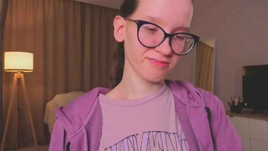 lynettebails Приват Записи 2026-06-05