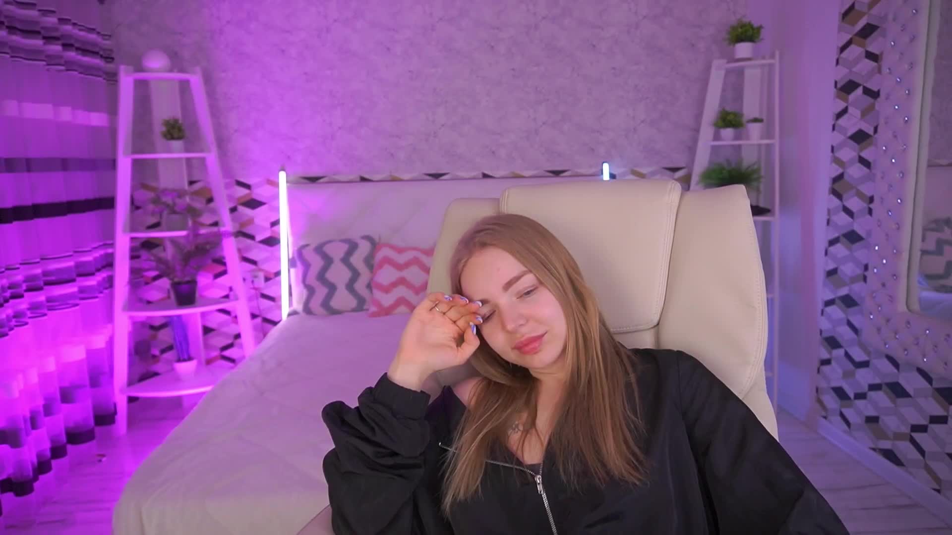 EmilySunShine Приват Записи 2026-06-05