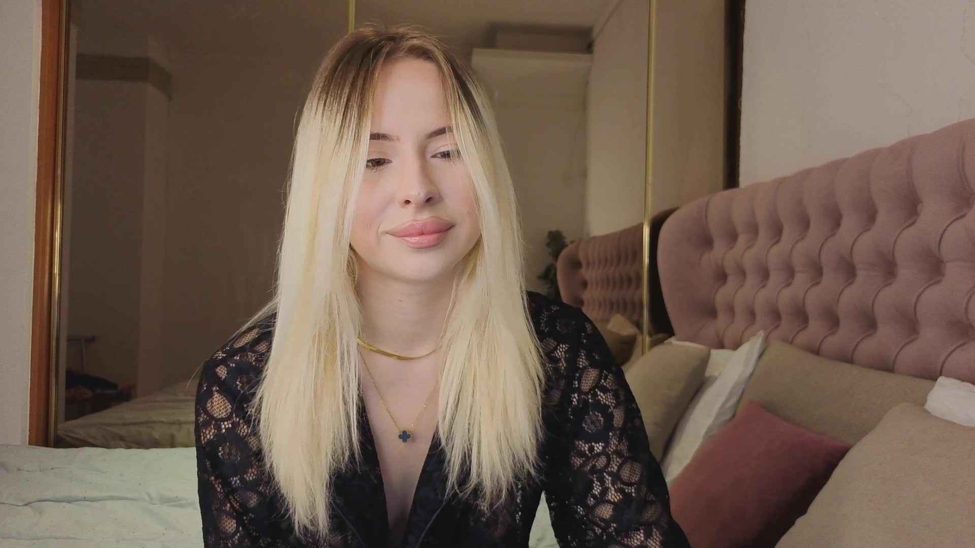 Bella-crazyy Приват Записи 2026-06-05