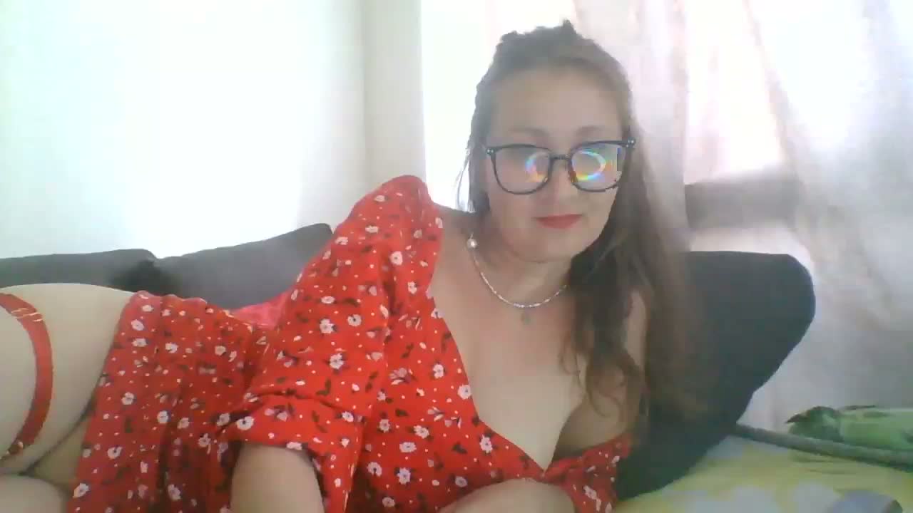 Yuliya333 Приват Записи 2026-06-08