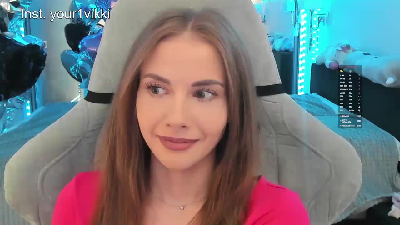 VikkiExtraCheese Приват Записи 2026-06-09