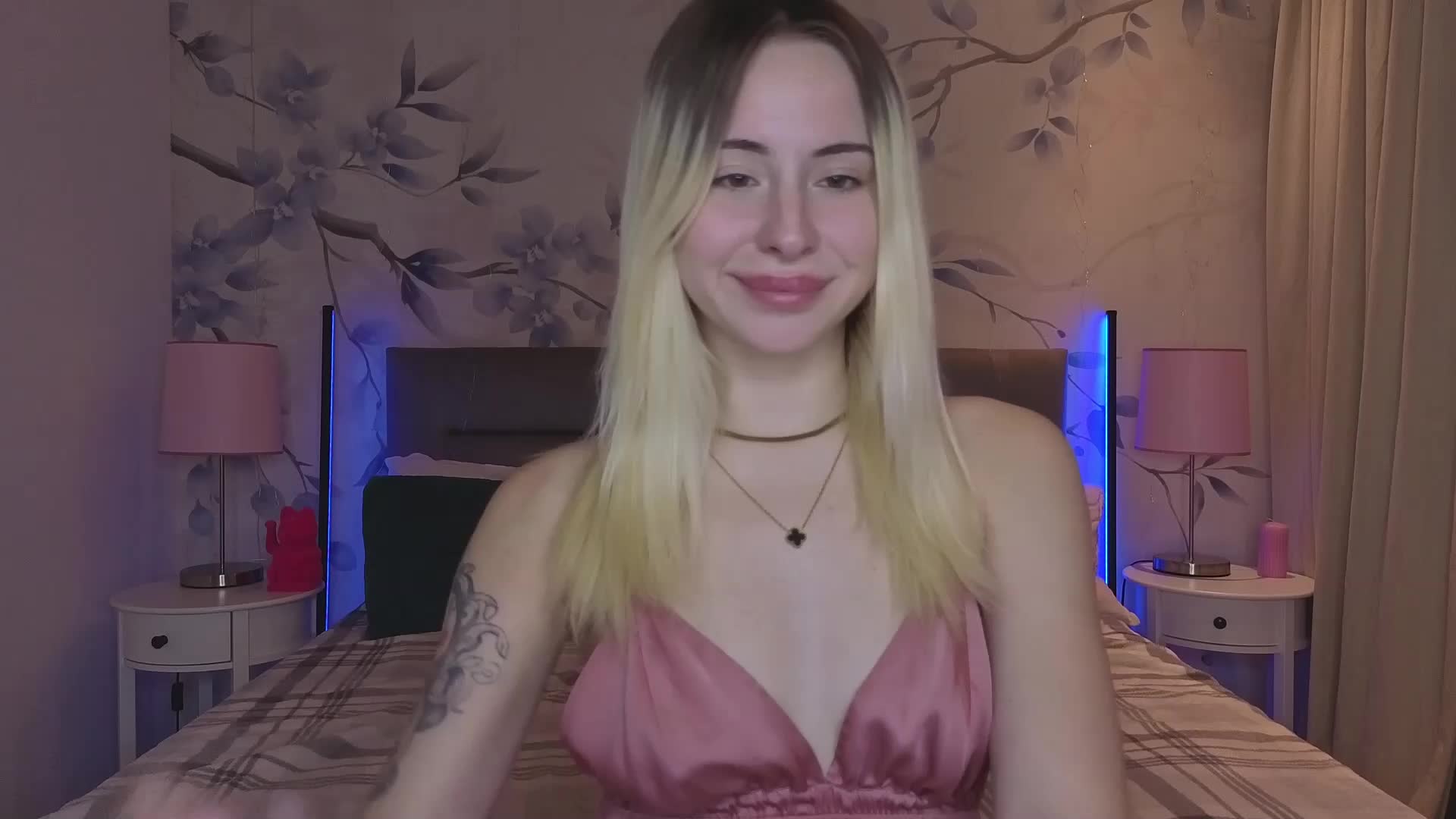 Bella-crazyy Приват Записи 2026-06-09