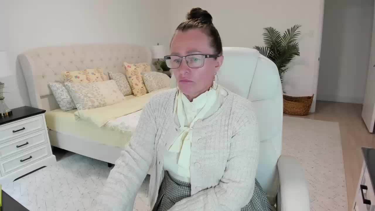-Michelle- Приват Записи 2026-06-11