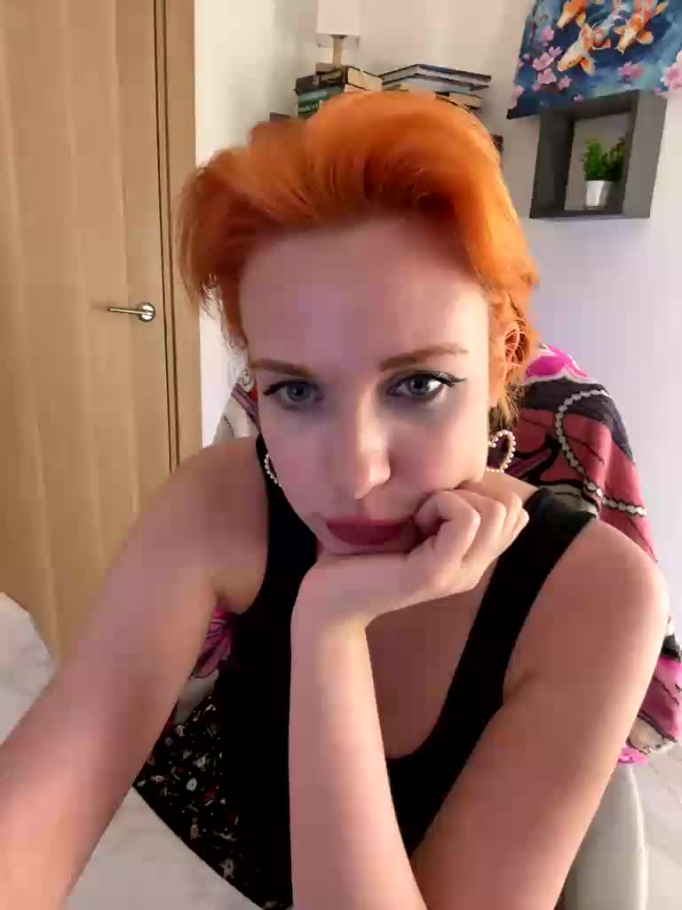 mistress-victoria-feets Приват Записи 2026-06-11