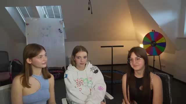 livehub054 Приват Записи 2026-06-12