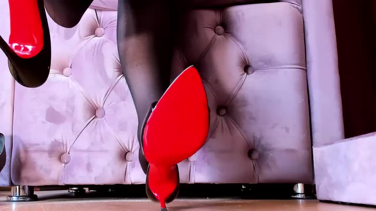 LadyLeather Приват Записи 2026-06-12