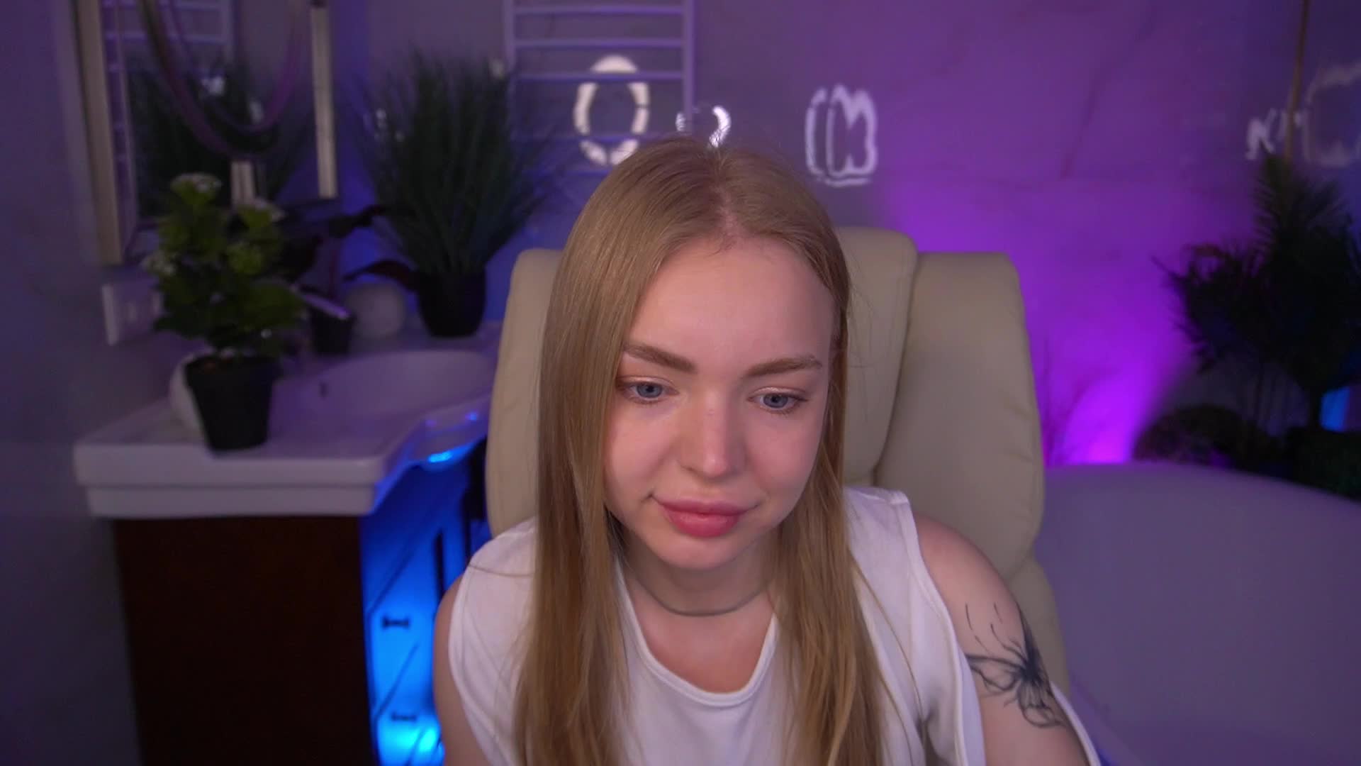 EmilySunShine Приват Записи 2026-06-13