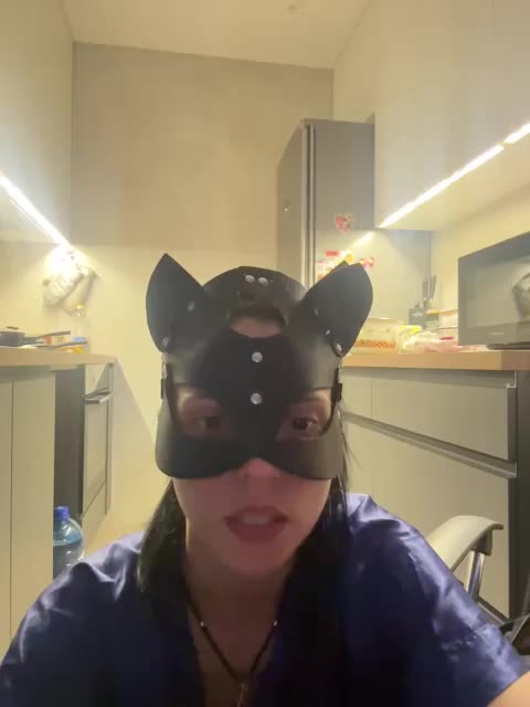 SexyMilf23 Приват Записи 2026-06-14