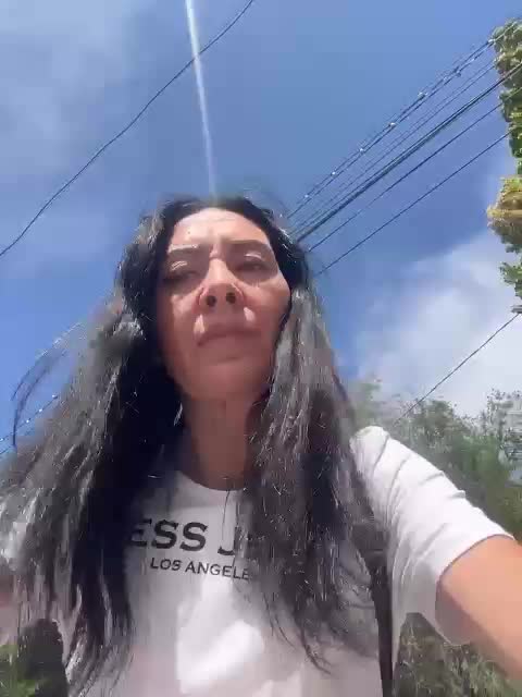 Karolina_Milf Приват Записи 2026-06-15
