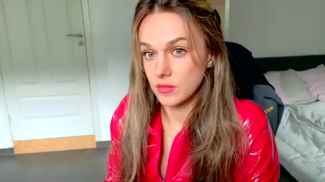 mmminnie Приват Записи 2026-06-15
