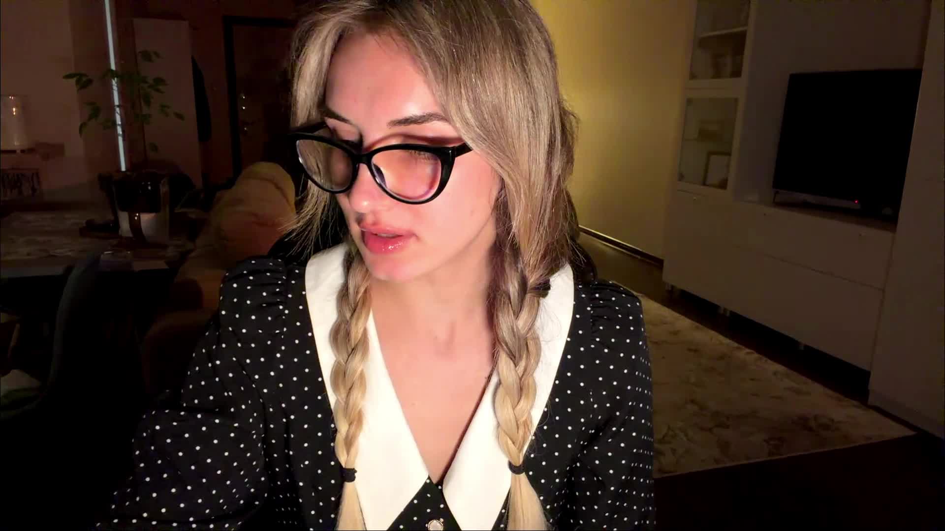 MissyKissy Приват Записи 2026-06-15