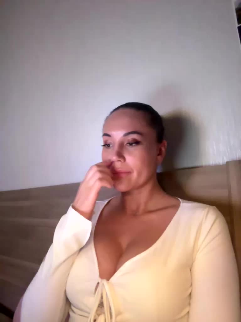 QWEENII Приват Записи 2026-06-15