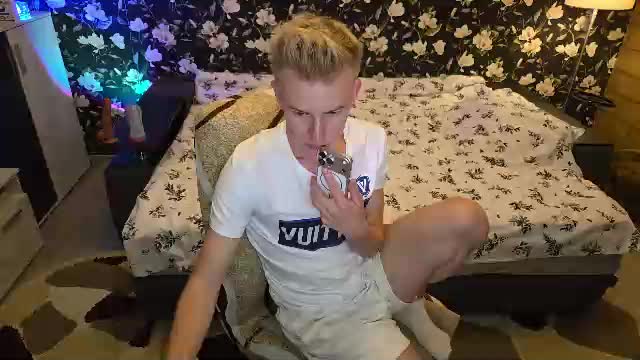 blond_boy69 Приват Записи 2026-06-16