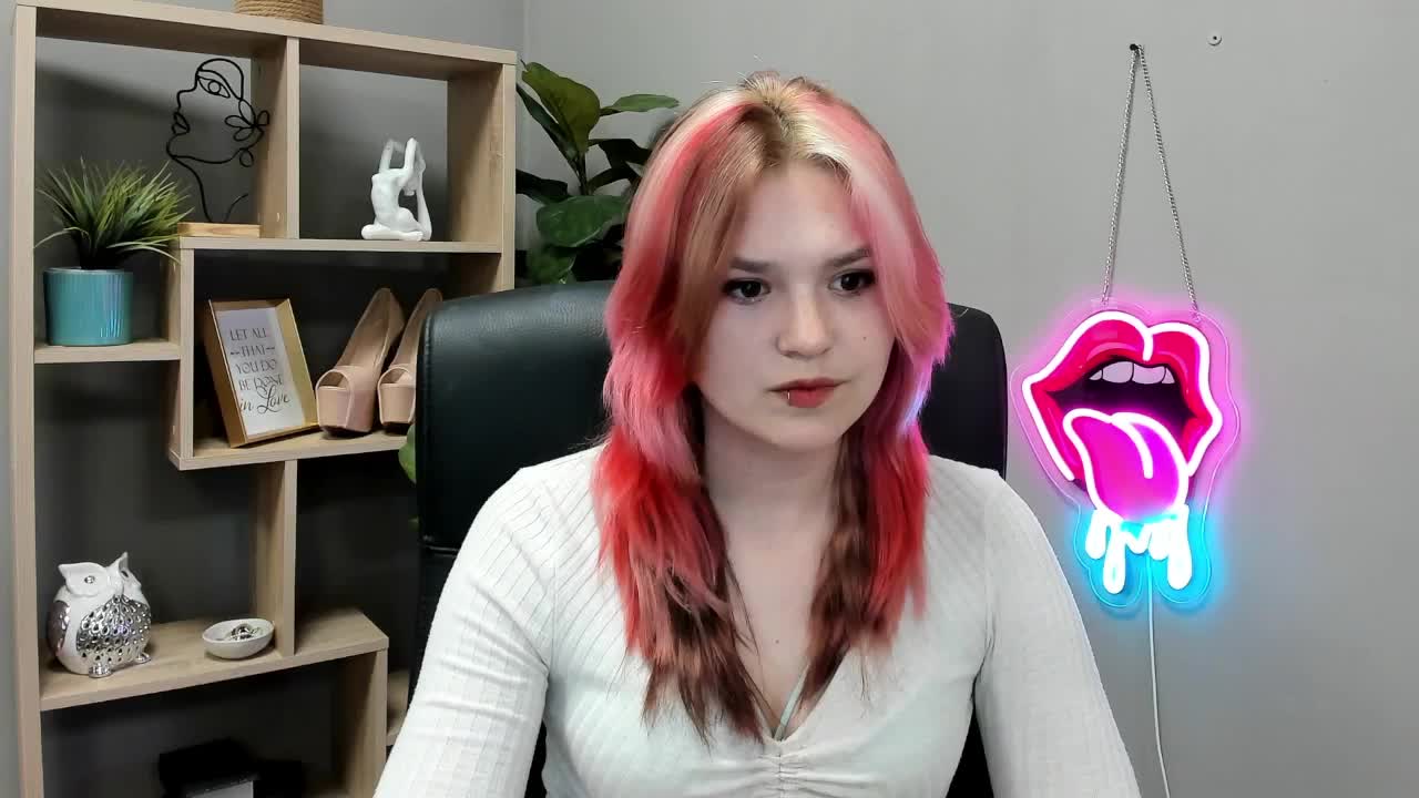 SweetLilyxo Приват Записи 2026-06-17