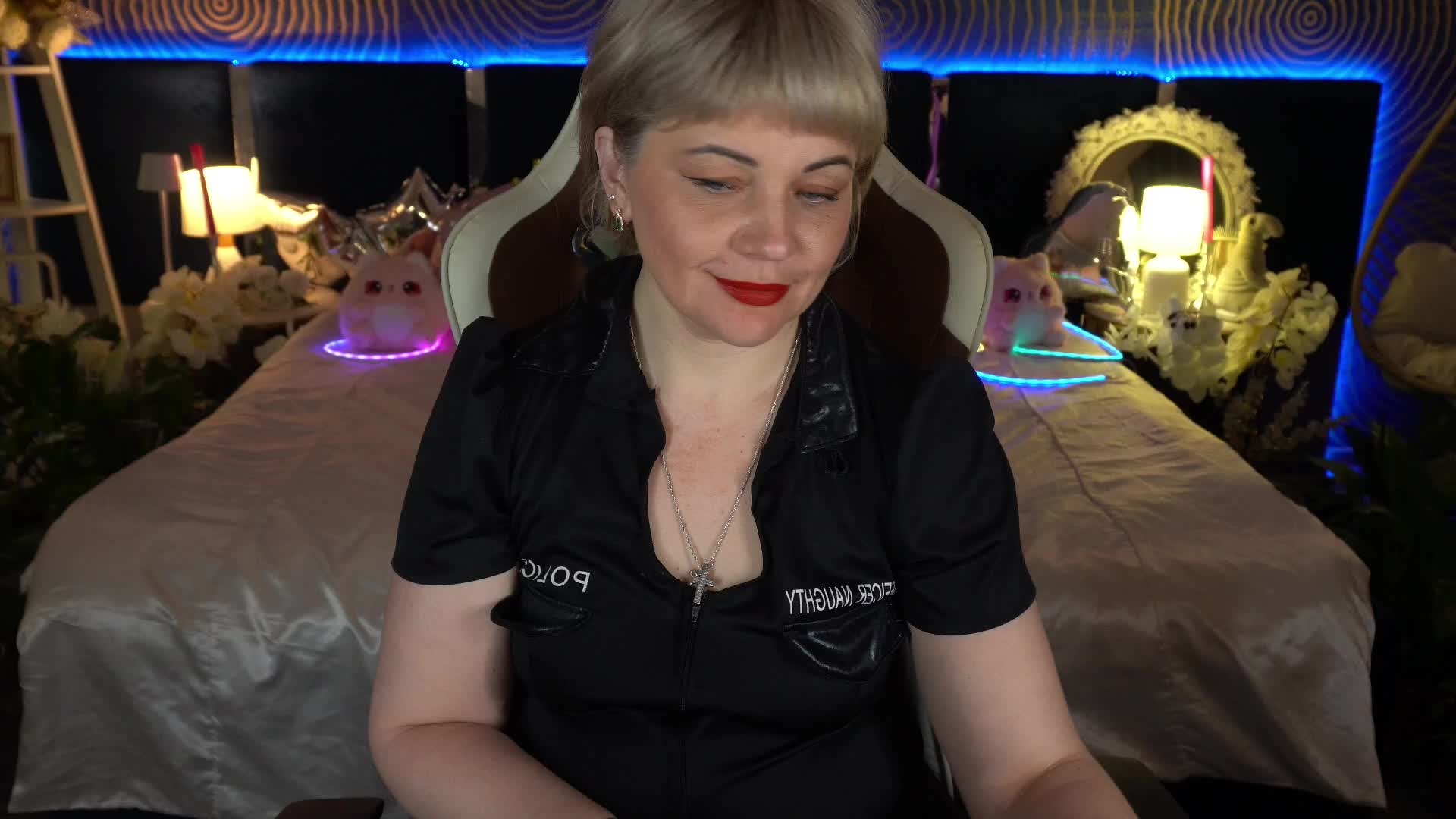 AmiraNight Приват Записи 2026-06-17