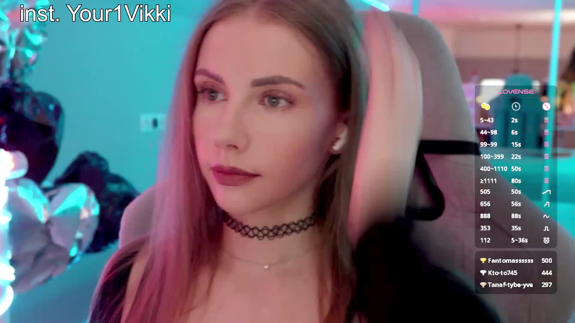 VikkiExtraCheese Приват Записи 2026-06-19