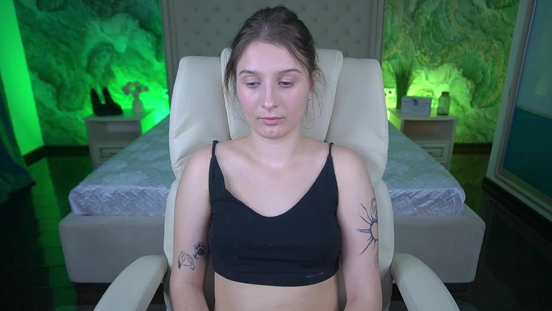 VikVikLove Приват Записи 2026-06-19