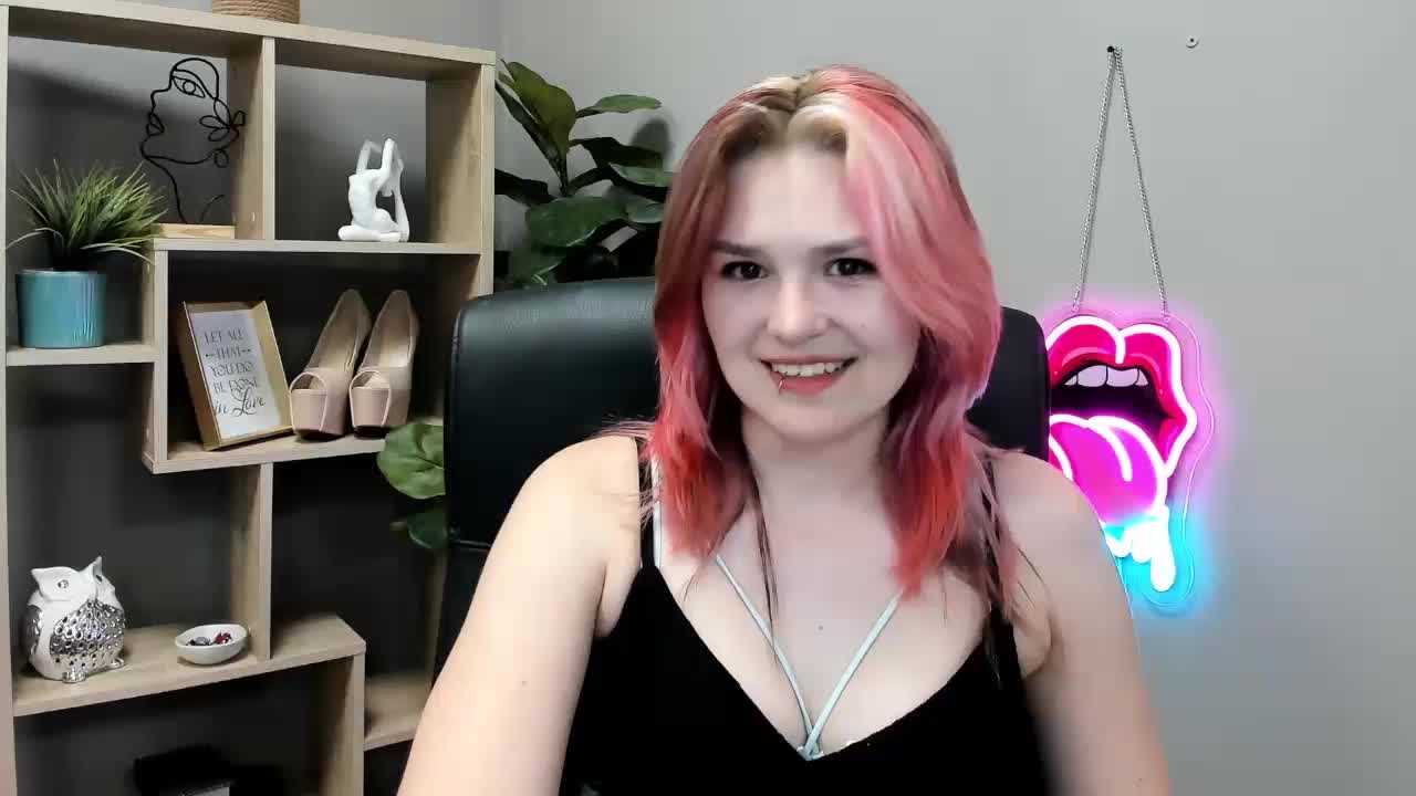 SweetLilyxo Приват Записи 2026-06-19