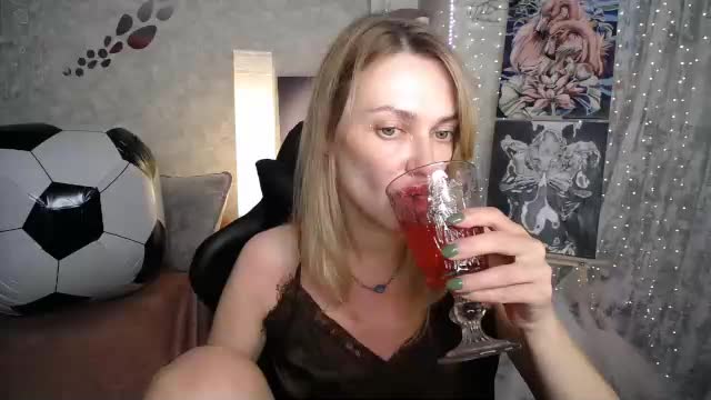 yournickyadamidi Приват Записи 2026-06-19