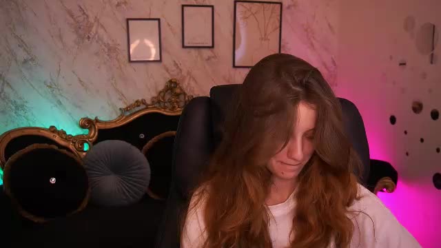 cuteefoxy Приват Записи 2026-06-19