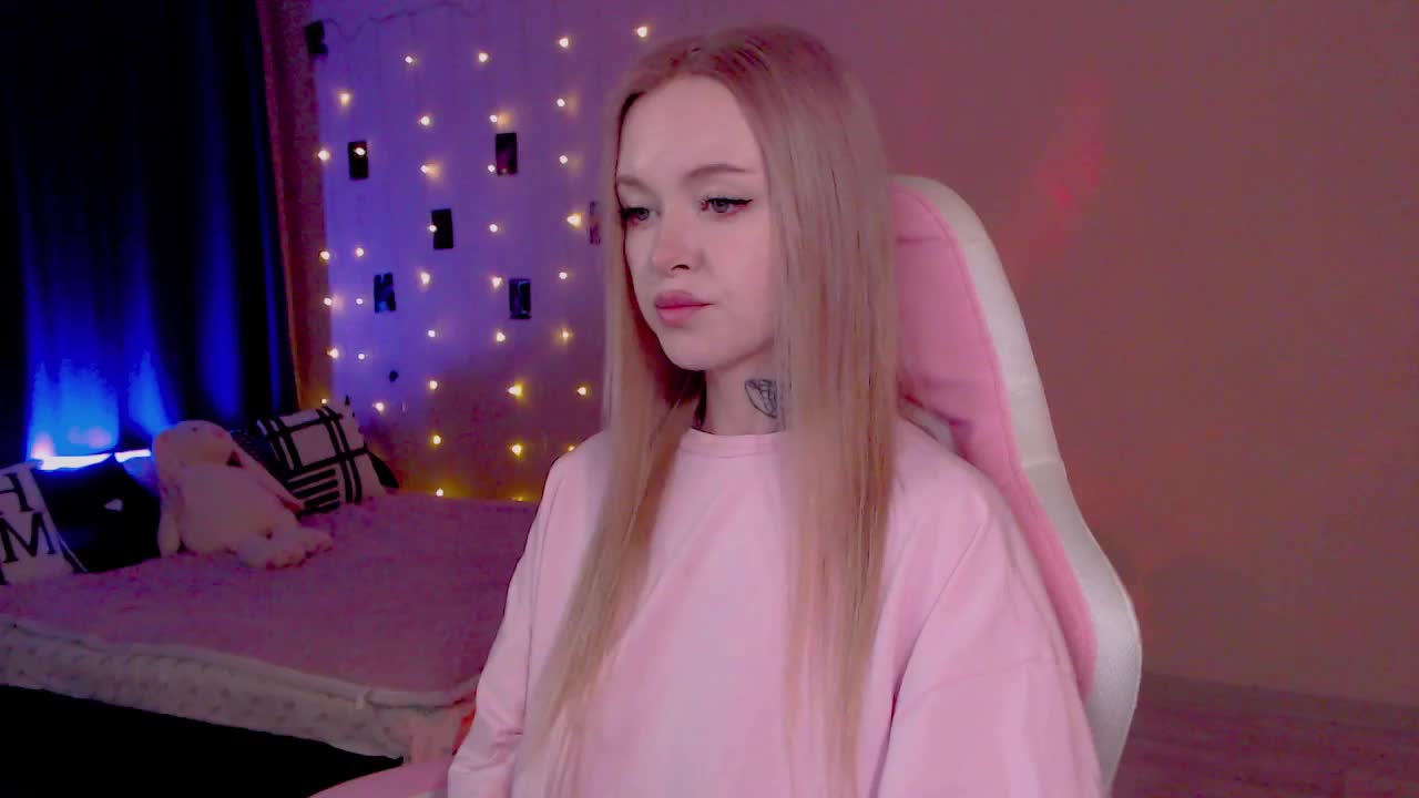 NaughtyMable Приват Записи 2026-06-21
