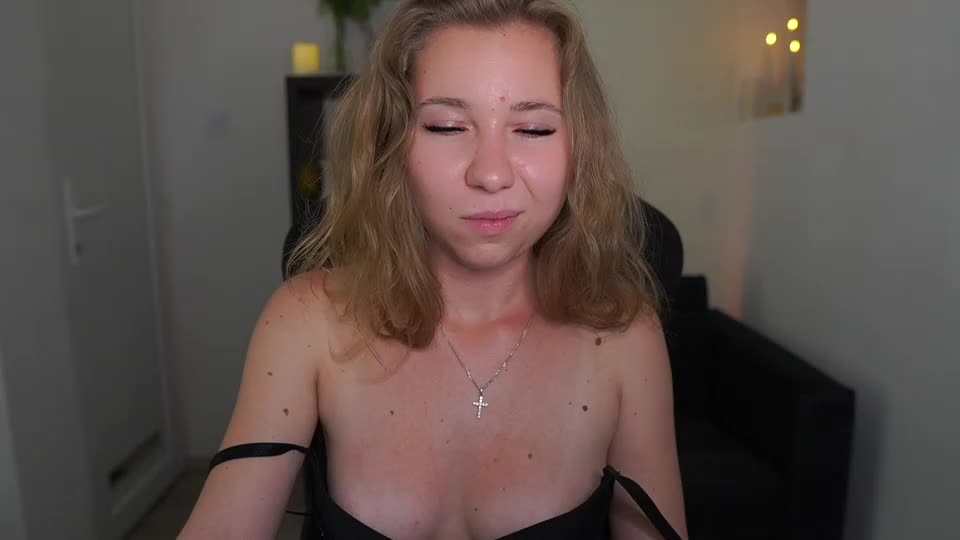 vivienvance18 Приват Записи 2026-06-22