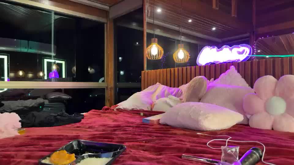 christinasage Приват Записи 2026-06-23
