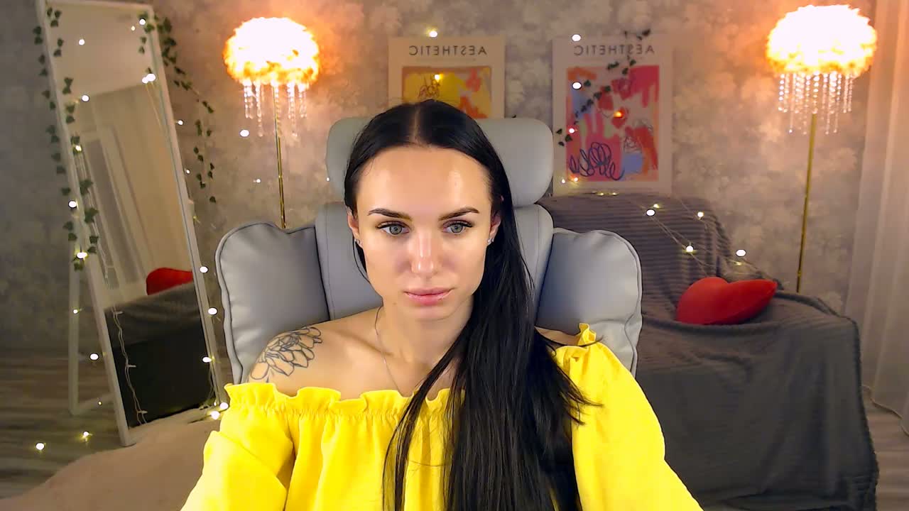 NicoleMerz Приват Записи 2026-06-25