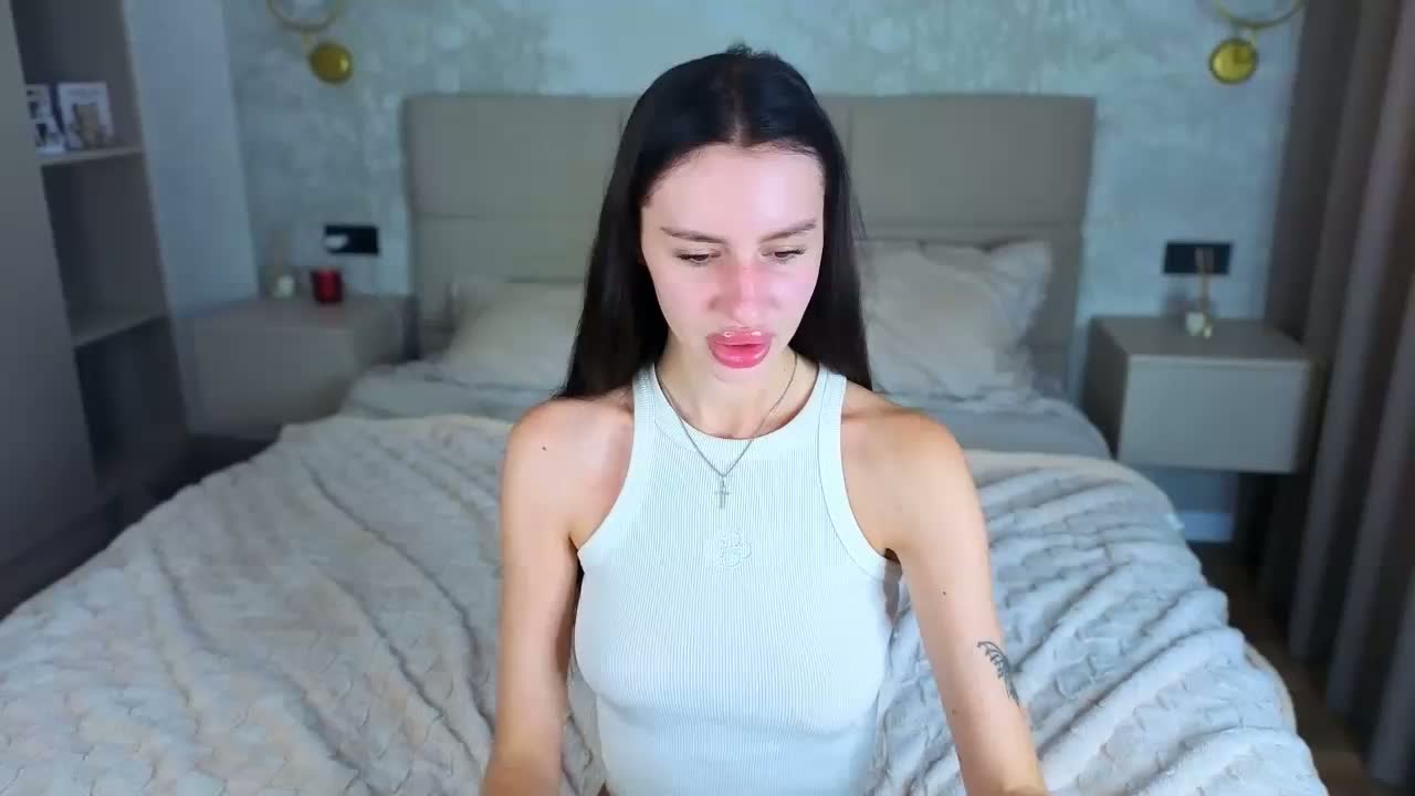 SnowWhiteee Приват Записи 2026-06-25