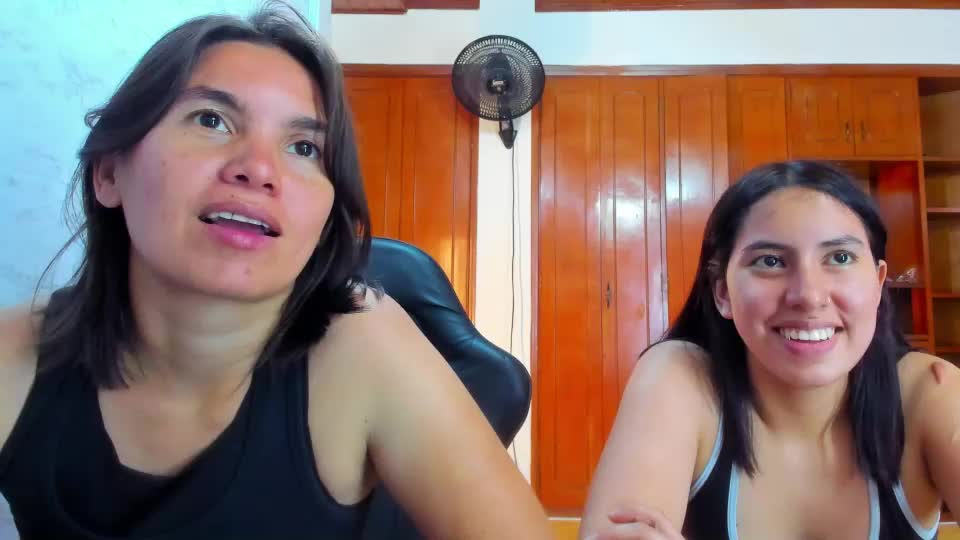 emily_and_soffy Приват Записи 2026-06-26