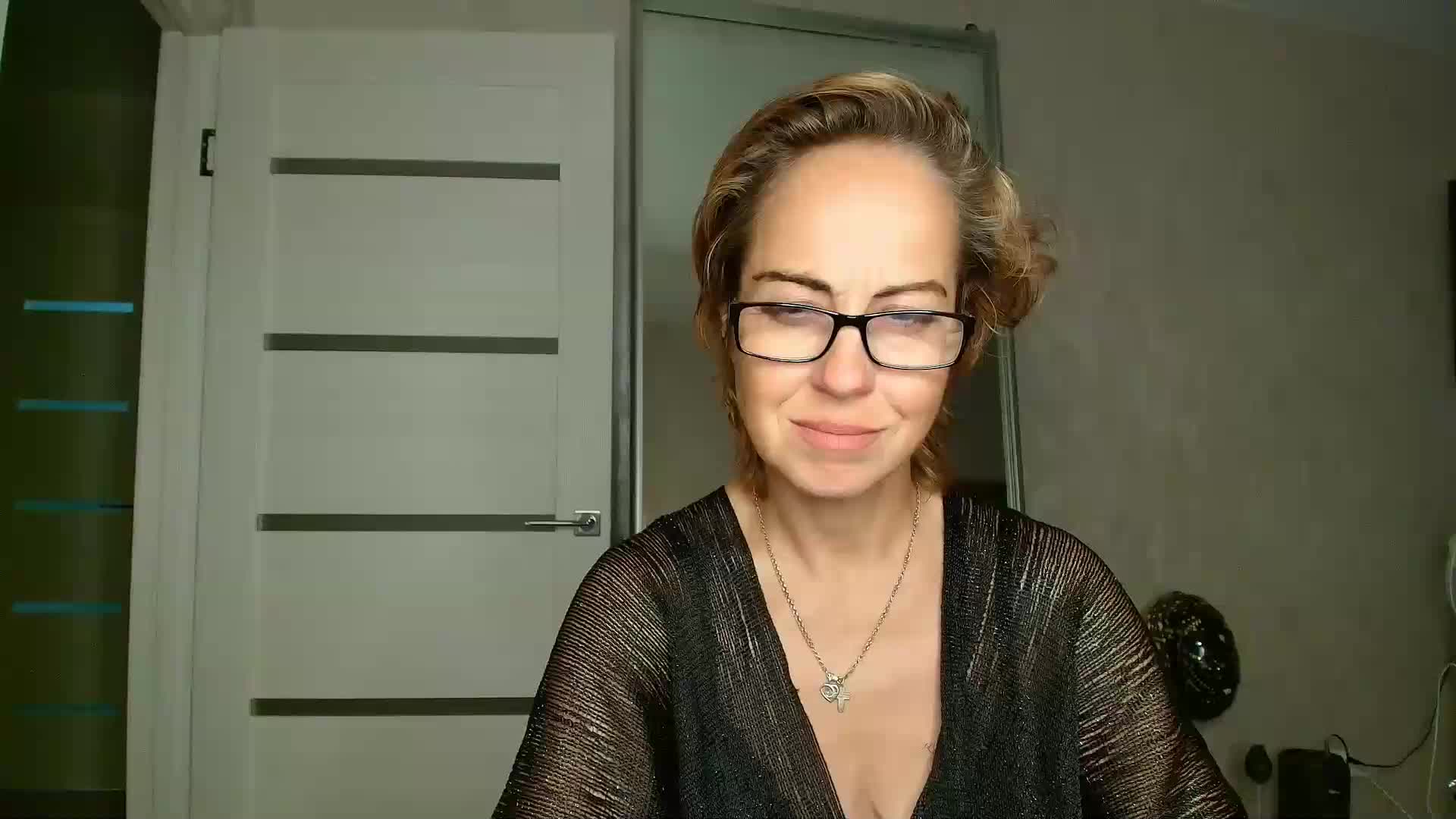 LioraWeiss Приват Записи 2026-06-27