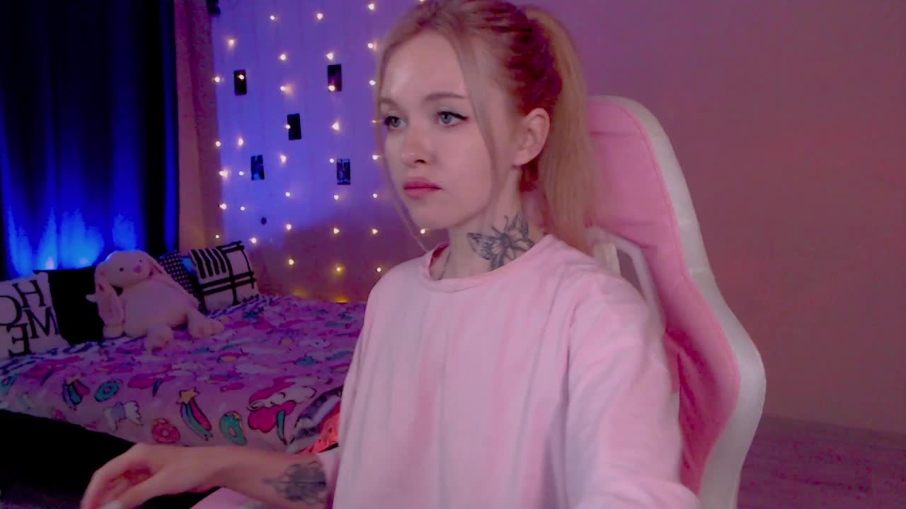 NaughtyMable Приват Записи 2026-06-27