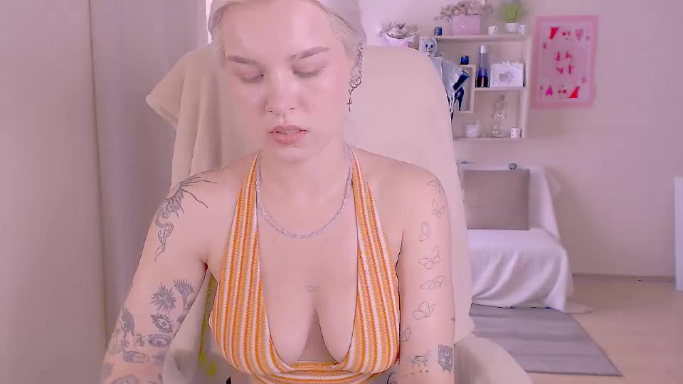 hot_blonda_ Приват Записи 2026-07-01