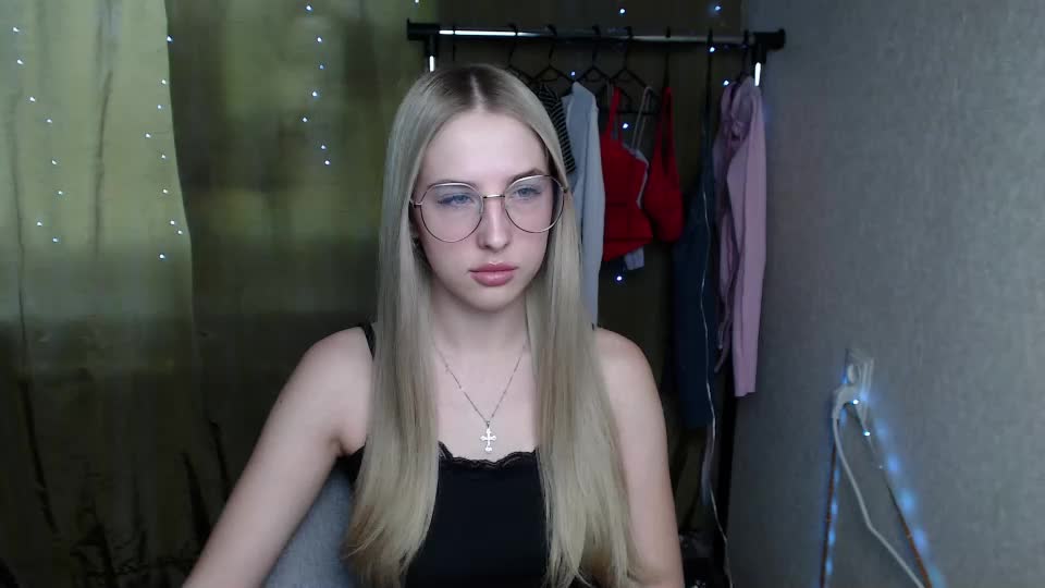sweet_amelia03 Приват Записи 2026-07-06