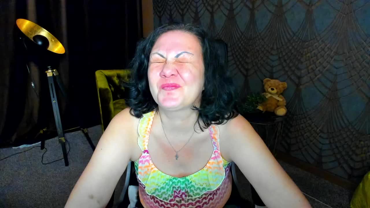 IrissMoon Приват Записи 2026-07-07