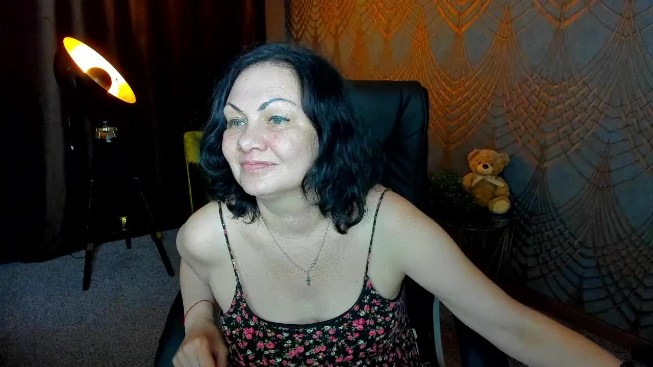 IrissMoon Приват Записи 2026-07-12