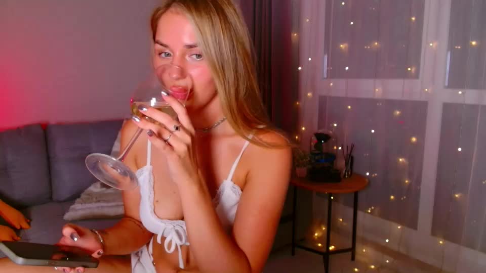 kittymona_ Приват Записи 2026-07-15