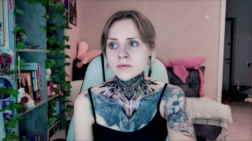 NaniMoore Приват Записи 2026-07-17