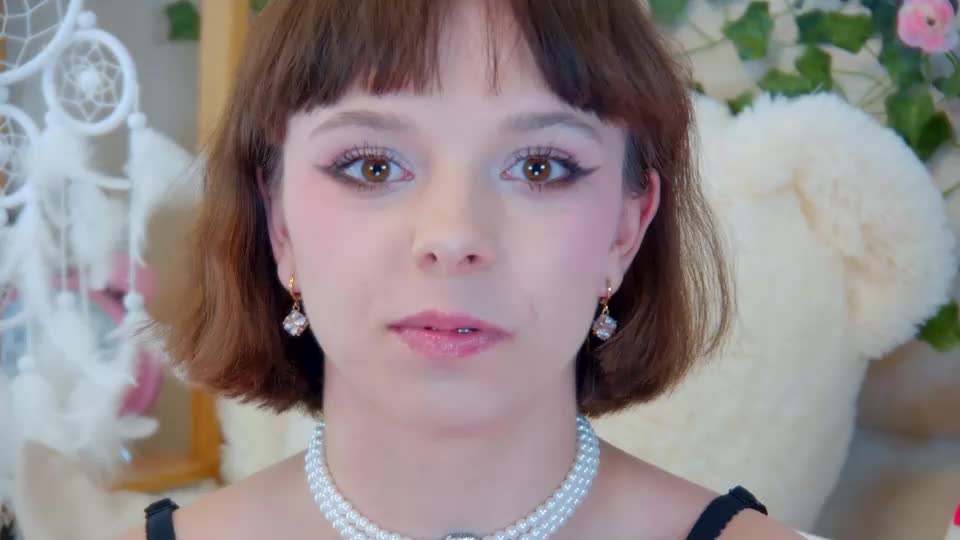 elisabethdavis Приват Записи 2026-07-17