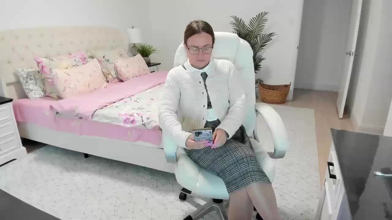 -Michelle- Приват Записи 2026-07-17