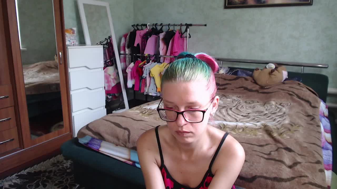 malvinella Приват Записи 2026-07-17